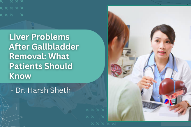 Article banner: a doctor explains potential liver problems after gallbladder removal to a patient, holding a liver model.